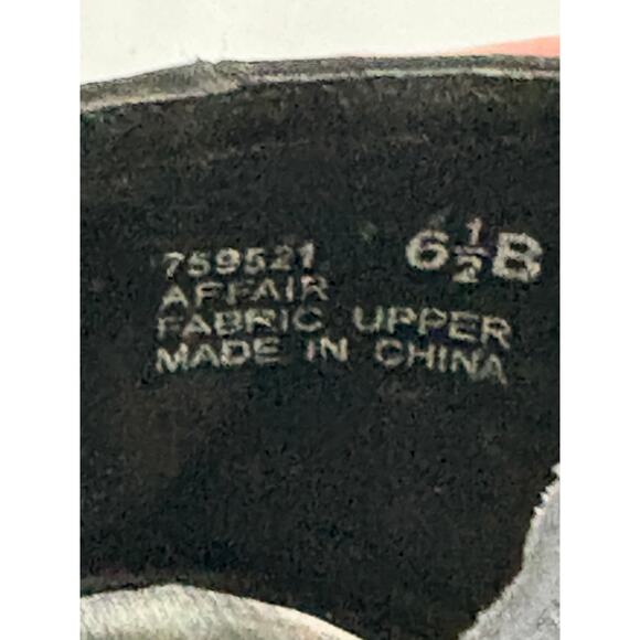 JASMIN Affair Black Sheer Fabric Pumps-Floral Embroidery-Designer look-Size 6.5 - Picture 4 of 5